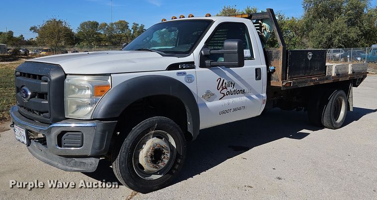 image for item MU9235 2012 Ford F550 Super Duty XL  flatbed truck