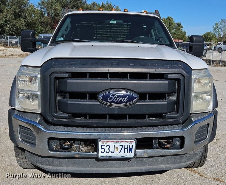 image for item MU9235 2012 Ford F550 Super Duty XL  flatbed truck