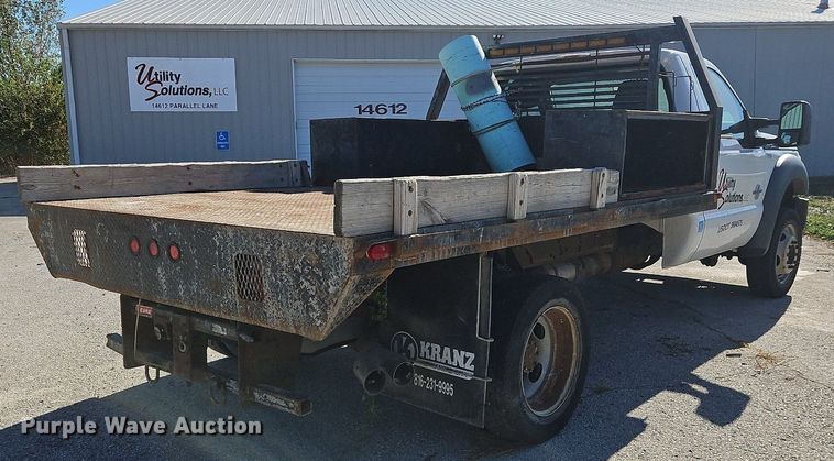 image for item MU9235 2012 Ford F550 Super Duty XL  flatbed truck