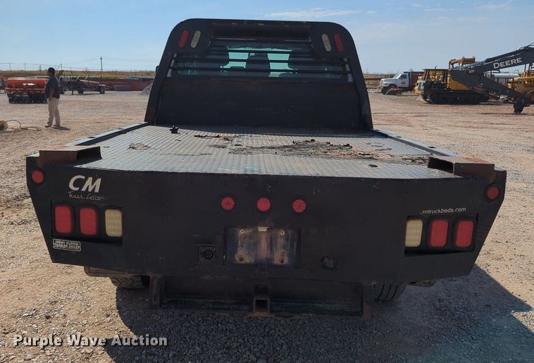 image for item MX9431 2014 Ford F250 Super Duty  Crew Cab flatbed pickup truck