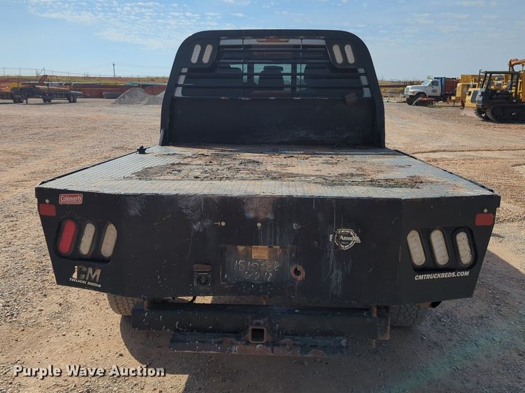 image for item MX9433 2015 Ford F250 Super Duty  Crew Cab flatbed pickup truck