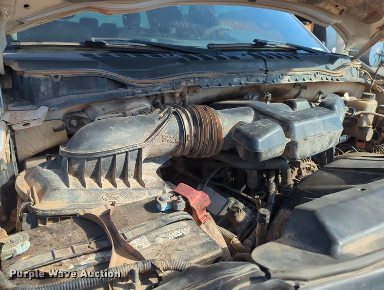 image for item MX9436 2017 Ford F250 Super Duty  Crew Cab pickup truck