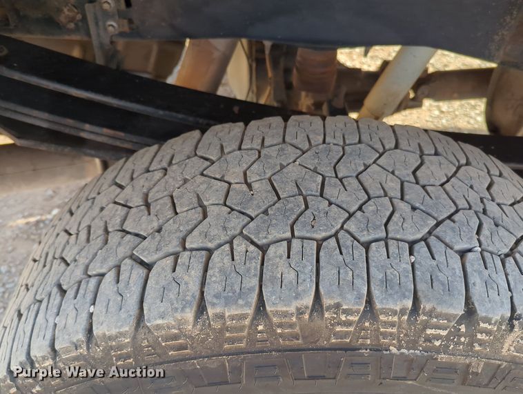 image for item MX9436 2017 Ford F250 Super Duty  Crew Cab pickup truck