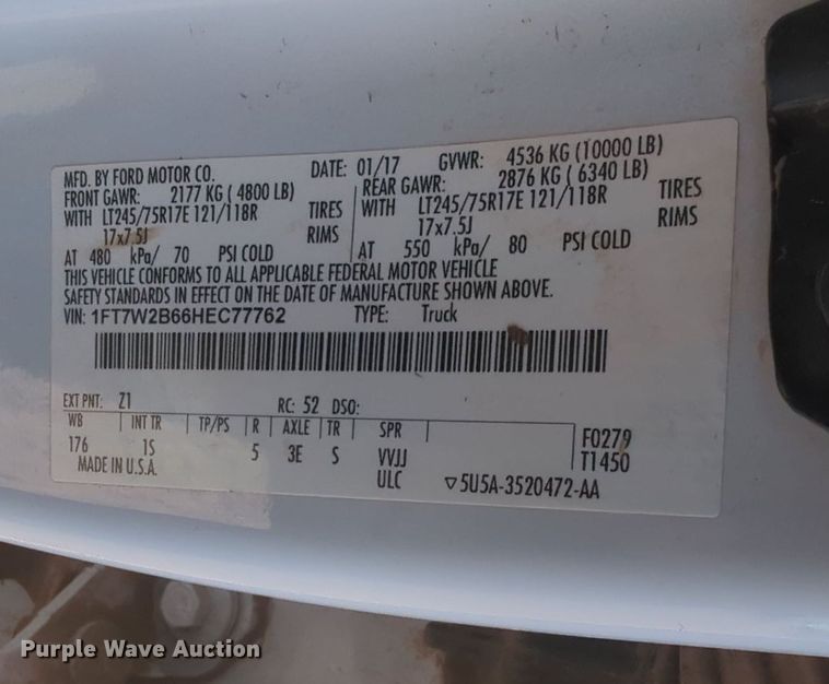 image for item MX9436 2017 Ford F250 Super Duty  Crew Cab pickup truck