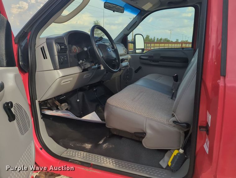 image for item MX9448 2006 Ford F550 Super Duty  dump flatbed truck