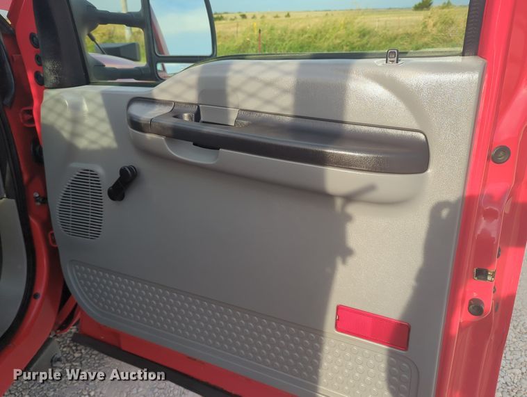 image for item MX9448 2006 Ford F550 Super Duty  dump flatbed truck