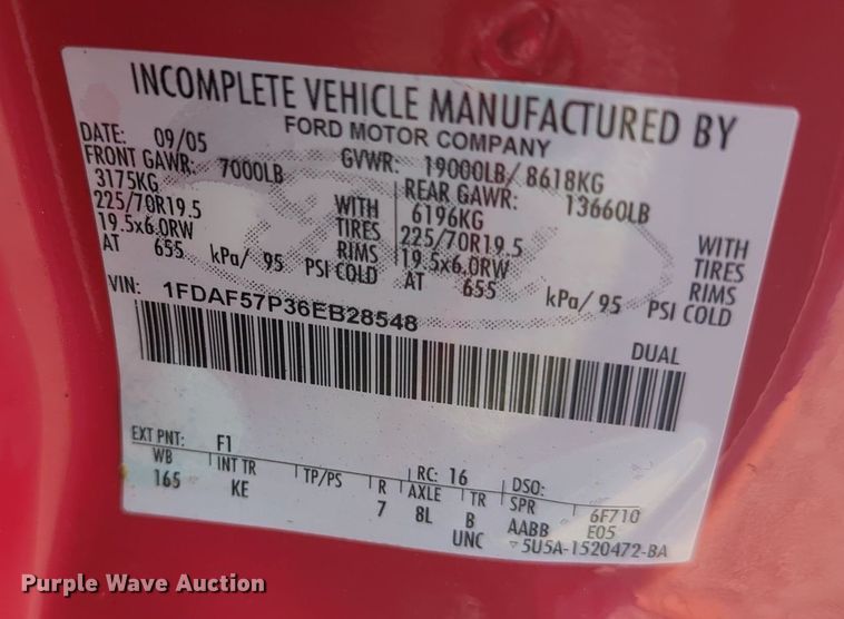 image for item MX9448 2006 Ford F550 Super Duty  dump flatbed truck