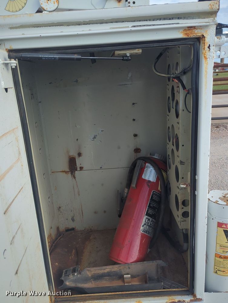 image for item MX9449 2011 Ford F550 Super Duty  utility / service truck