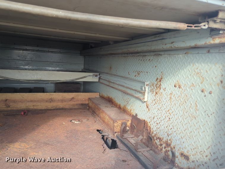 image for item MX9449 2011 Ford F550 Super Duty  utility / service truck