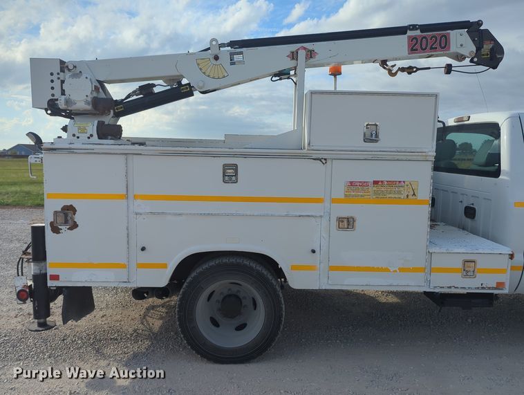 image for item MX9449 2011 Ford F550 Super Duty  utility / service truck