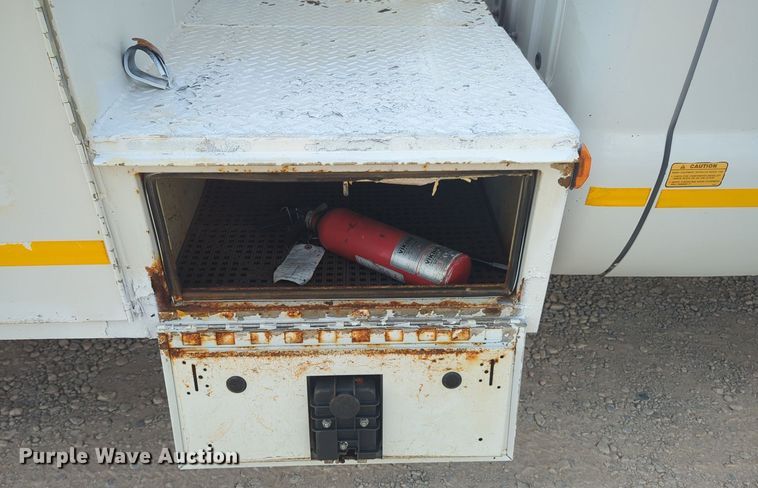 image for item MX9449 2011 Ford F550 Super Duty  utility / service truck