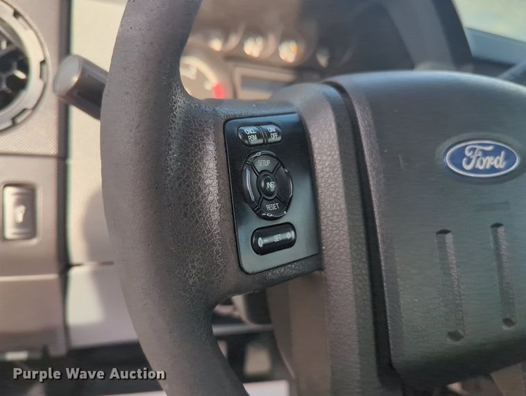 image for item MX9449 2011 Ford F550 Super Duty  utility / service truck