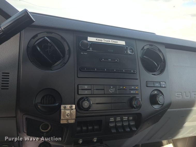 image for item MX9449 2011 Ford F550 Super Duty  utility / service truck