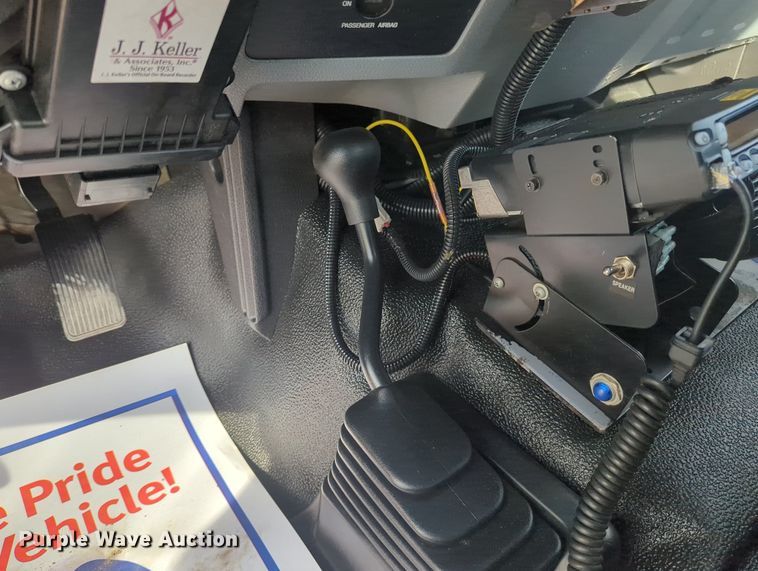 image for item MX9449 2011 Ford F550 Super Duty  utility / service truck