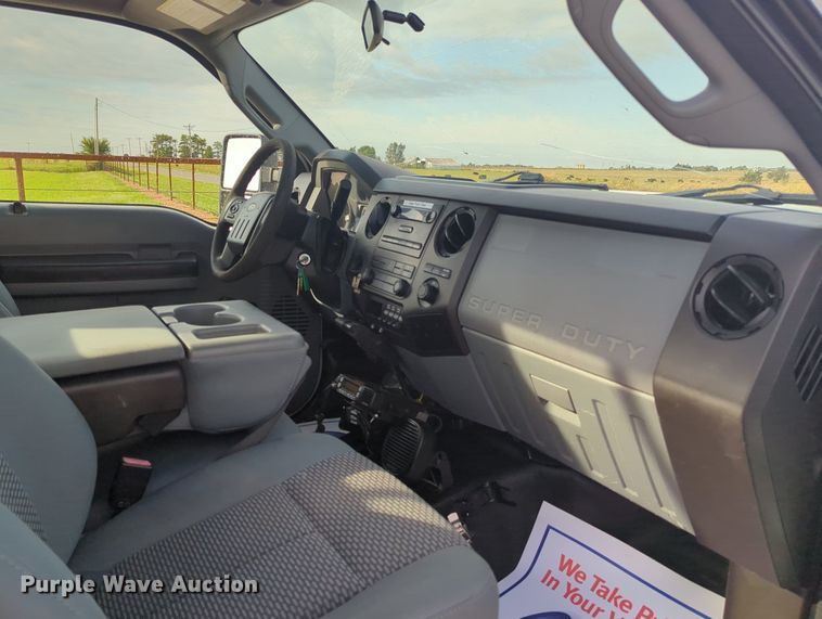 image for item MX9449 2011 Ford F550 Super Duty  utility / service truck