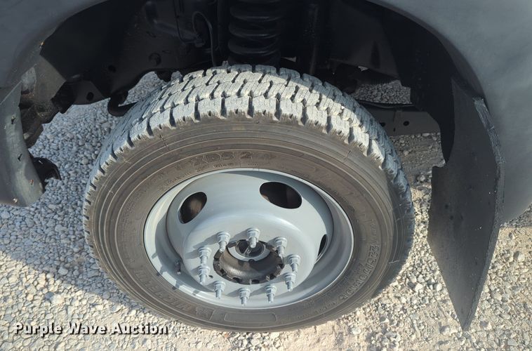 image for item MX9449 2011 Ford F550 Super Duty  utility / service truck