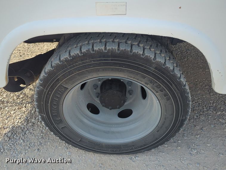 image for item MX9449 2011 Ford F550 Super Duty  utility / service truck