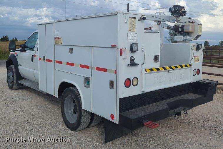 image for item MX9450 2007 Ford F550 Super Duty  SuperCab utility / service truck