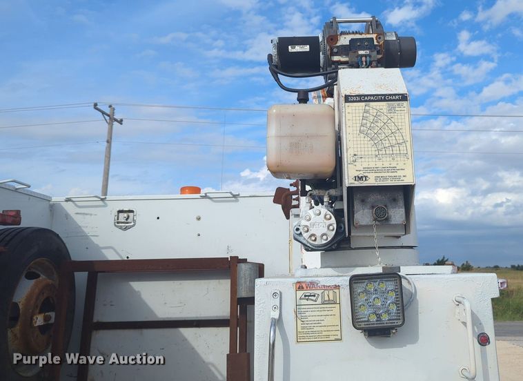 image for item MX9450 2007 Ford F550 Super Duty  SuperCab utility / service truck