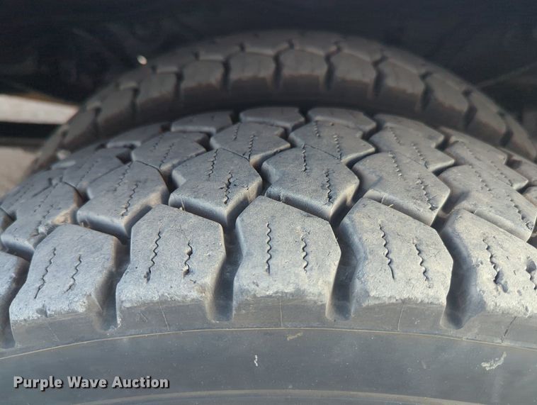 image for item MX9450 2007 Ford F550 Super Duty  SuperCab utility / service truck