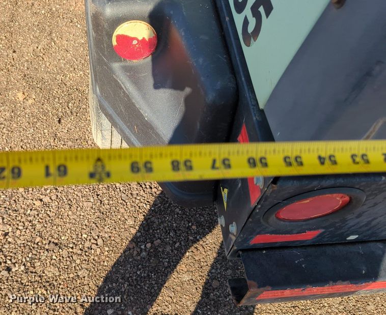 image for item MX9464 Sullair 185  air compressor