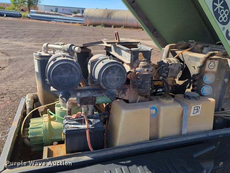 image for item MX9464 Sullair 185  air compressor