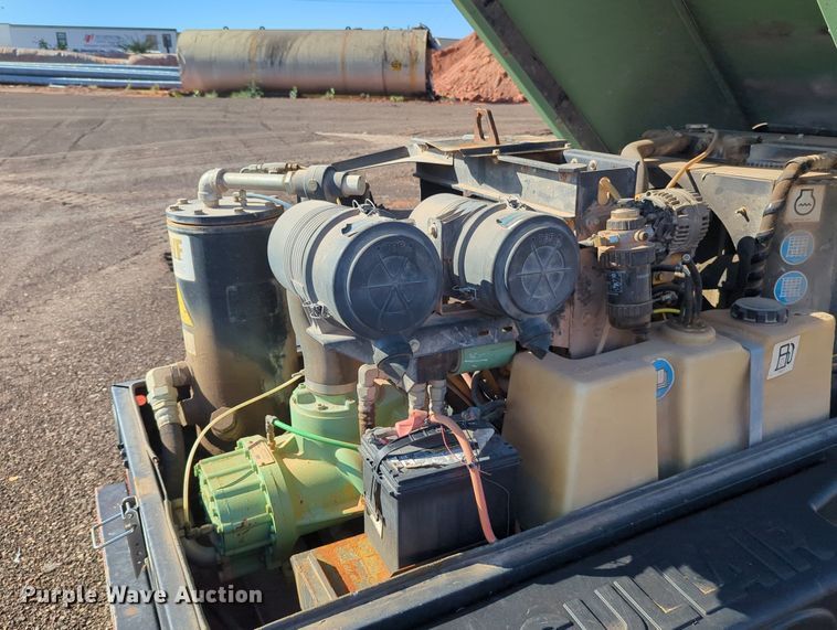 image for item MX9464 Sullair 185  air compressor