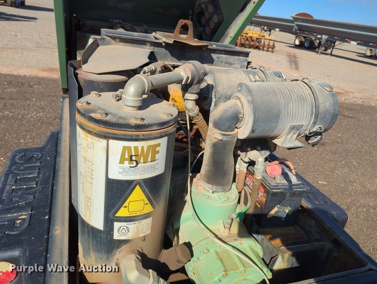 image for item MX9464 Sullair 185  air compressor