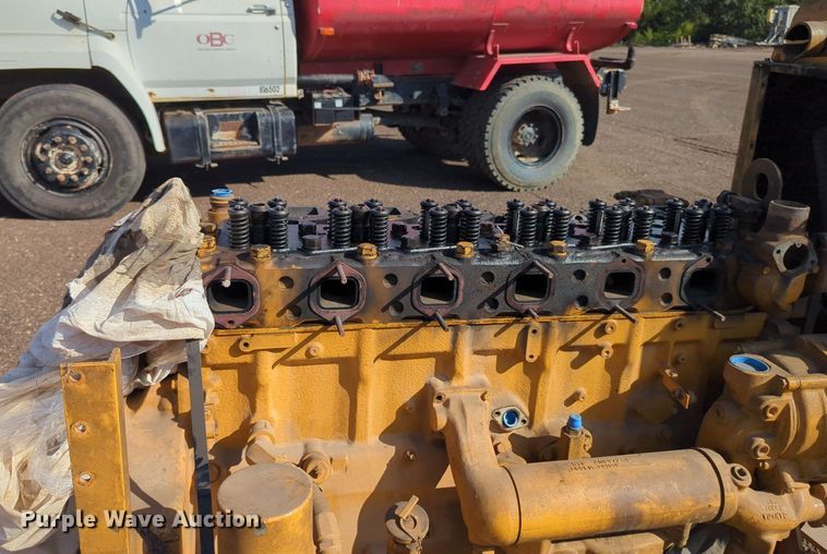 image for item MX9465 Caterpillar 3406  engine