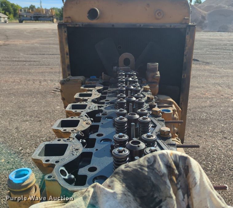 image for item MX9465 Caterpillar 3406  engine