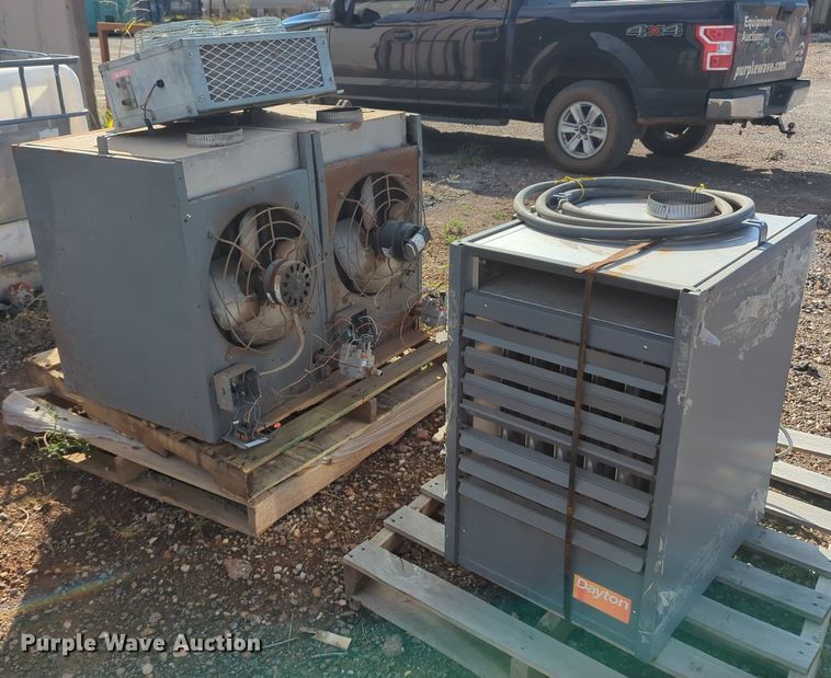 image for item MX9483 (3) Dayton 3E229D heaters