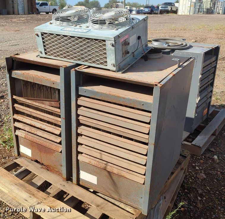 image for item MX9483 (3) Dayton 3E229D heaters