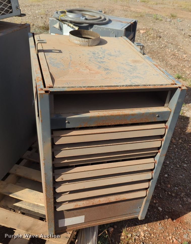 image for item MX9483 (3) Dayton 3E229D heaters