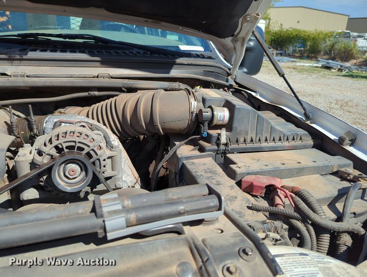 image for item MX9484 2003 Ford F550 Super Duty  bucket truck