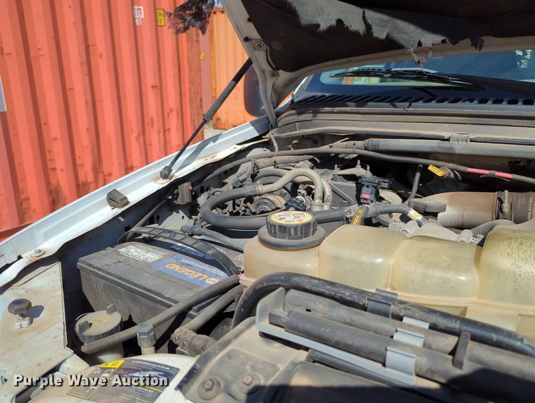 image for item MX9484 2003 Ford F550 Super Duty  bucket truck