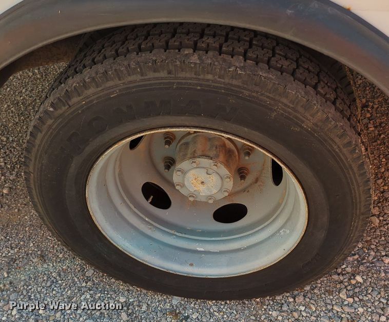 image for item MX9484 2003 Ford F550 Super Duty  bucket truck