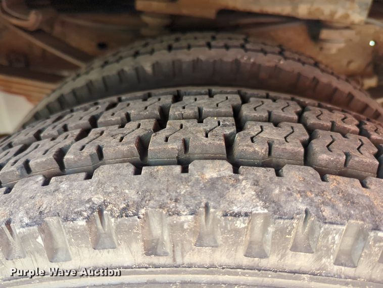 image for item MX9484 2003 Ford F550 Super Duty  bucket truck