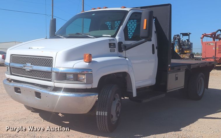 image for item MX9501 2003 Chevrolet C4500  flatbed truck