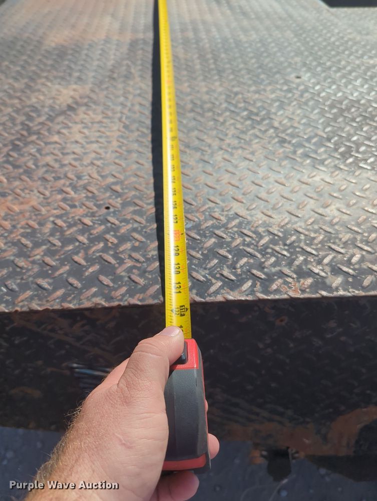 image for item MX9501 2003 Chevrolet C4500  flatbed truck