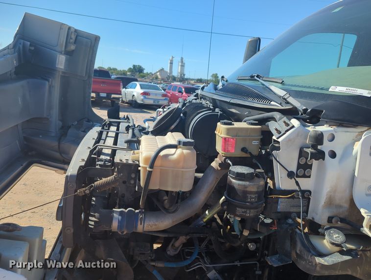 image for item MX9501 2003 Chevrolet C4500  flatbed truck