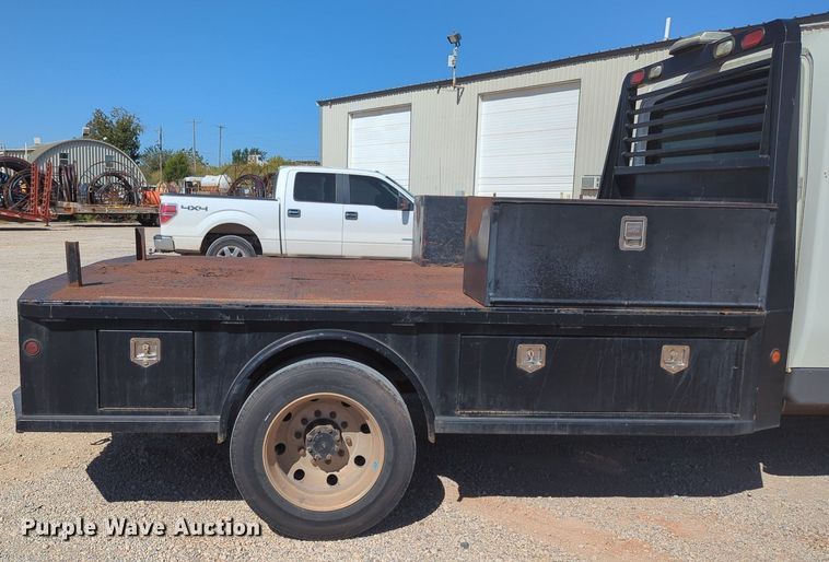 image for item MX9502 2012 International TerraStar  flatbed truck