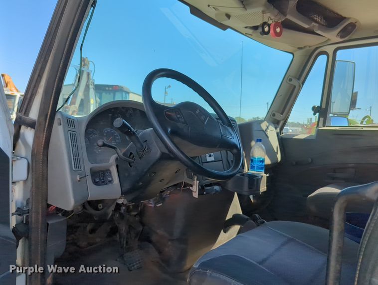 image for item MX9502 2012 International TerraStar  flatbed truck