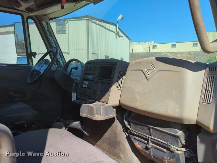 image for item MX9502 2012 International TerraStar  flatbed truck