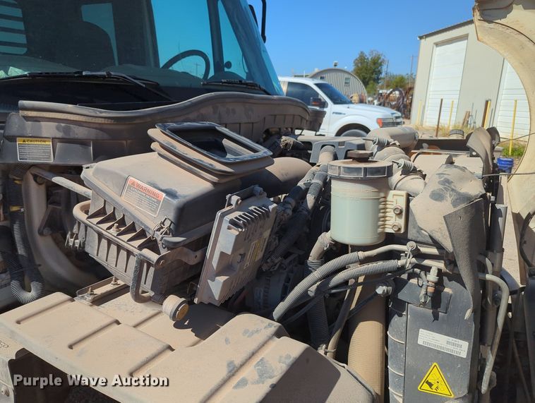 image for item MX9502 2012 International TerraStar  flatbed truck