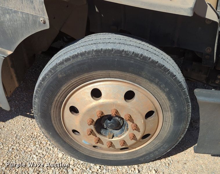 image for item MX9502 2012 International TerraStar  flatbed truck