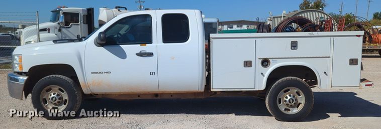 image for item MX9503 2012 Chevrolet Silverado 2500HD  Ext. Cab utility bed pickup truck