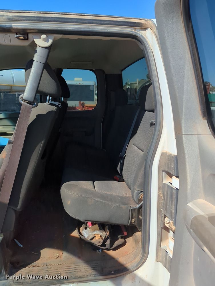 image for item MX9503 2012 Chevrolet Silverado 2500HD  Ext. Cab utility bed pickup truck