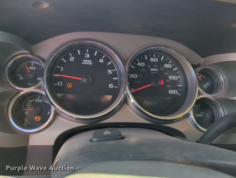 image for item MX9503 2012 Chevrolet Silverado 2500HD  Ext. Cab utility bed pickup truck