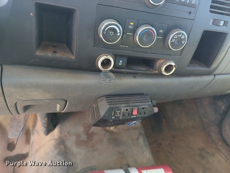 image for item MX9503 2012 Chevrolet Silverado 2500HD  Ext. Cab utility bed pickup truck