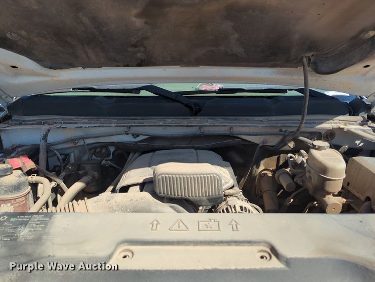 image for item MX9503 2012 Chevrolet Silverado 2500HD  Ext. Cab utility bed pickup truck